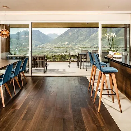Schenna Chalet - Luxury Panoramic Apartments-2