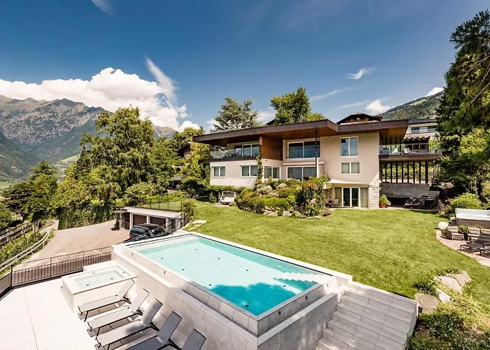 Schenna Chalet - Luxury Panoramic Apartments